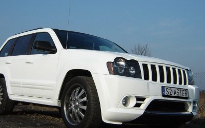 Zmiana koloru Jeep Cherokee